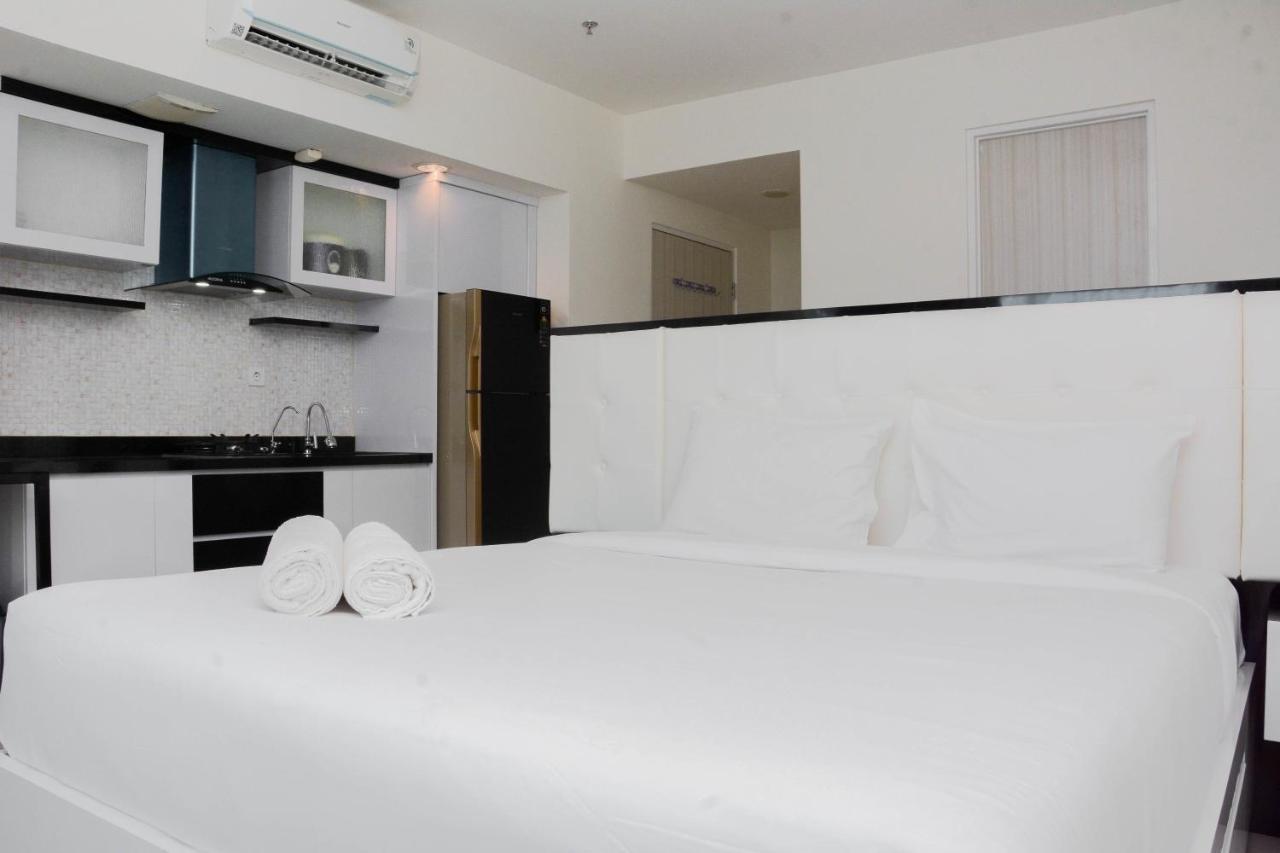 Pleasant And Modern Grand Kamala Lagoon By Travelio Apartemen Bekasi